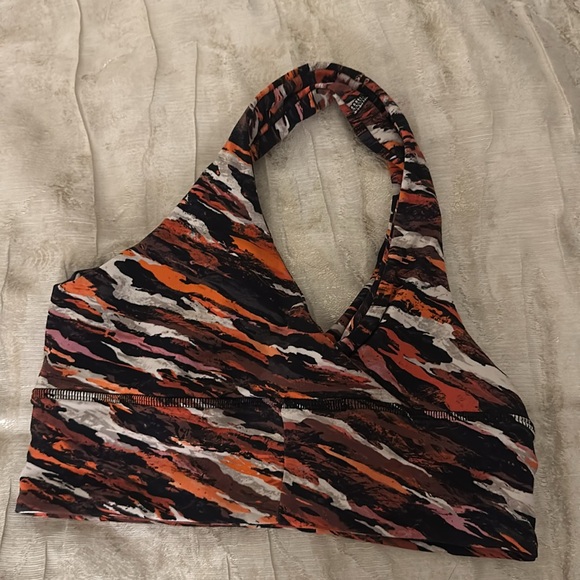 Gently worn, colorful, Lululemon sports bra size 4 - Picture 4 of 4